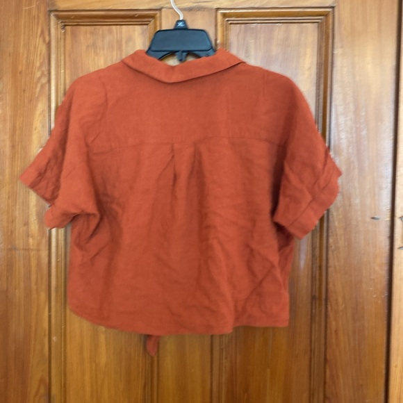 Rust tie-front button-up crop - Picture 6 of 6